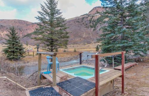 Carbondale Casa | Chair Mountain Cabin at Filoha Meadows