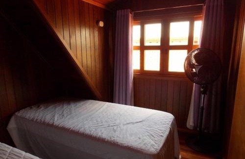 Brotas Chalet De Esquí | Chalé aconchegante com área rústica privativa em Brotas SP