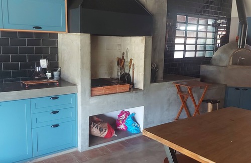 Piracaia Chalet De Esquí | Chalé Arara - Guest House na Roça Muito Conforto com a Experiência da Roça