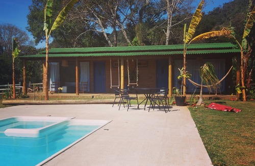 Piracaia Chalet De Esquí | Chalé Arara - Guest House na Roça Muito Conforto com a Experiência da Roça