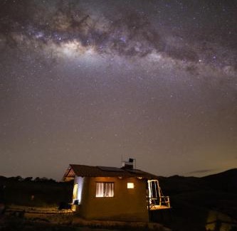 Alto Paraiso de Goias Chalet De Esquí | Chalé Beija Flor, venha viver essa experiência!
