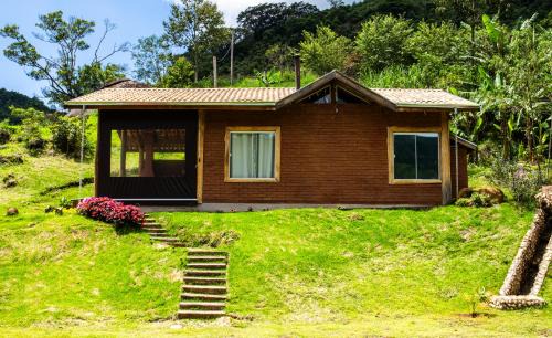 Sao Bento do Sapucai Chalet De Esquí | Chalé Jequitiba, hidro, lareira, natureza, Sul de Minas