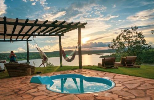 Alexania Casa | Chalé Mirante, piscina, cachoeira, lago e vista espetacular