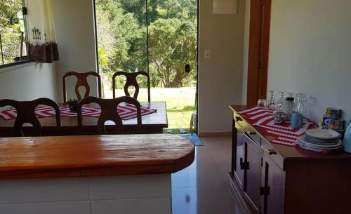 Camanducaia Casa | Chalé no campo à caminho de Monte Verde