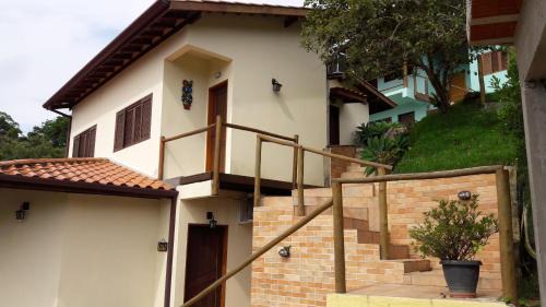 Ilhabela Casa | Chalé & Suítes Mar Aberto