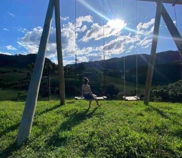 Leoberto Leal Chalet De Esquí | Chalé Vô Vilbertinho, pousada com café da manhã!