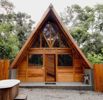 Itapecerica da Serra Cabina | Chalés, Cabanas e Suites - Espaços românticos na natureza