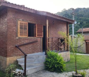Santo Antonio do Pinhal Chalet De Esquí | Chalés das cerejeiras