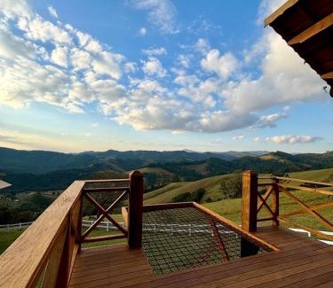 Camanducaia Hotel | Chalés Encanto das Nuvens