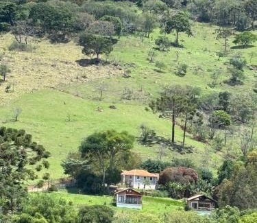 Bueno Brandao Chalet De Esquí | Chalés Villa Serrinha - Chalé 01