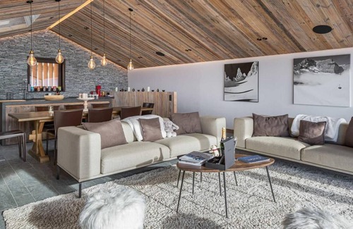 Beranger Chalet De Esquí | Chalet, vista panorámica, sauna, terraza, chimenea o estufa a leña, parking, tv, local para esquís
