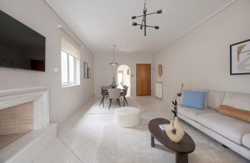 Khalandrion Apartamento | Chalandri Living 3BR Luxury Apartment by UPSTREET