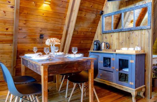 Joinville Chalet De Esquí | Chale confortavel com pisc,WiFi, garagem e jacuzzi