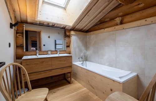 La Cabanasse Casa | Chalet L’Axurit - Familial, Jacuzzi, Sauna.