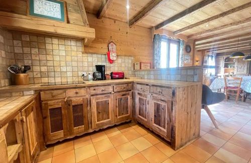 Flumet Chalet De Esquí | Chalet à Flumet pour 8 pers avec terrasse et WiFi inclus - FR-1-505-225
