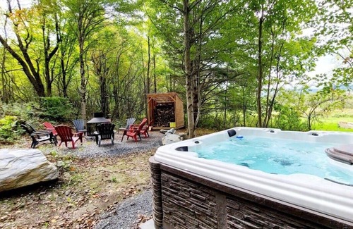 Mansonville Chalet De Esquí | Chalet à Léo- Spacious & elegant, view of Jay Peak