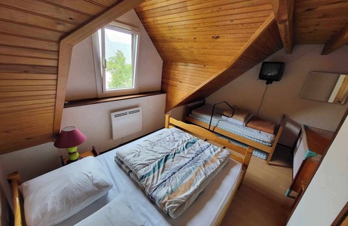 Sazos Chalet De Esquí | Chalet à la Montagne