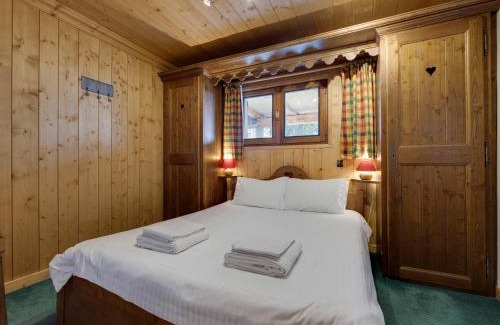 La Rosiere Chalet De Esquí | Chalet à La Rosière - 14 pers, 195m², jacuzzi, hammam, ski room, balcon et terrasse orientés Sud - FR-1-690-25