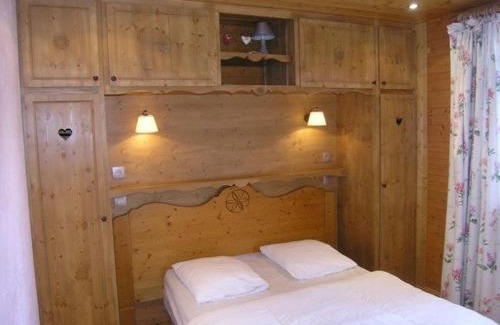 Meribel Chalet De Esquí | Chalet 10 personnes à Méribel avec Sauna, Cheminée et Garage - FR-1-180-568