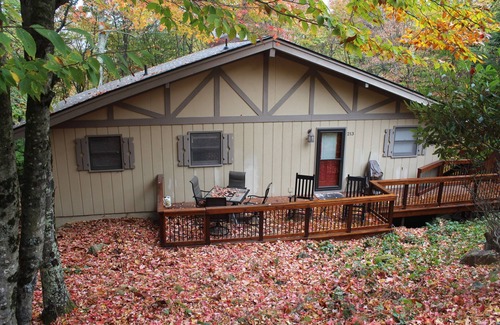 Beech Mountain Chalet De Esquí | Chalet - 2 king bed, 2ba, Ski, Golf, Tennis, Hike, Mountain Bike, Fish.