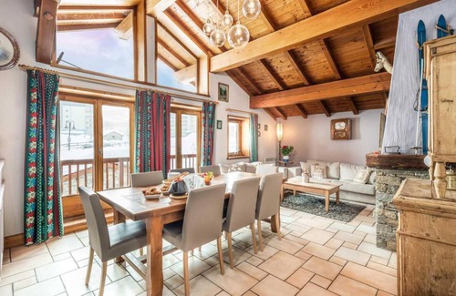 Le Lavachet Chalet De Esquí | Chalet, a 30m de las pistas de esquí, fitness, balcón, chimenea o estufa a leña, tv, 180m², Tignes