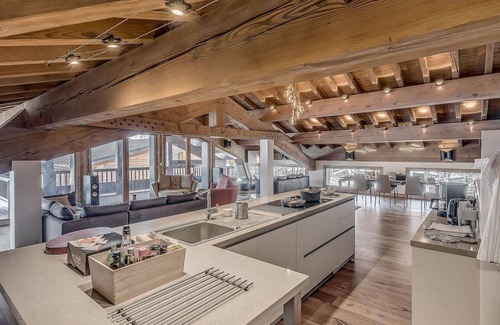 Les Brevieres Chalet De Esquí | Chalet, a 200m de las pistas de esquí, sauna, terraza, balcón, tv, local para esquís, 250m², Tignes