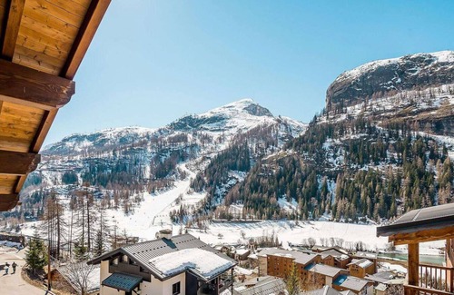 Les Brevieres Chalet De Esquí | Chalet, a 200m de las pistas de esquí, sauna, terraza, balcón, tv, local para esquís, 250m², Tignes