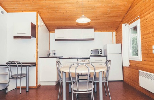 Beynat Chalet De Esquí | Chalet 3 étoiles - Piscine - eebbhg