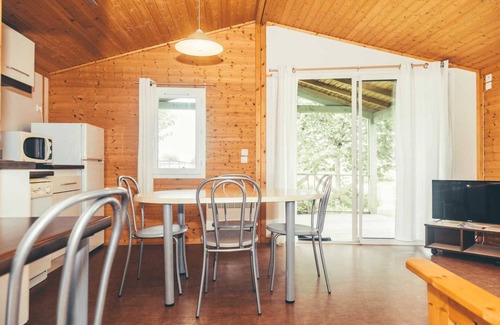Beynat Chalet De Esquí | Chalet 3 étoiles - Piscine - eebbhg
