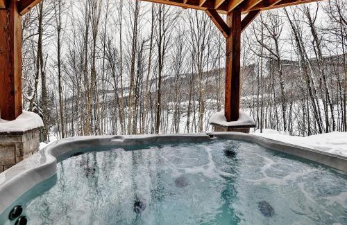 Stoneham Chalet De Esquí | Chalet 30 Chemin des Skieurs by Chalets Alpins