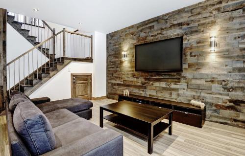 Stoneham Chalet De Esquí | Chalet 30 Chemin des Skieurs by Chalets Alpins