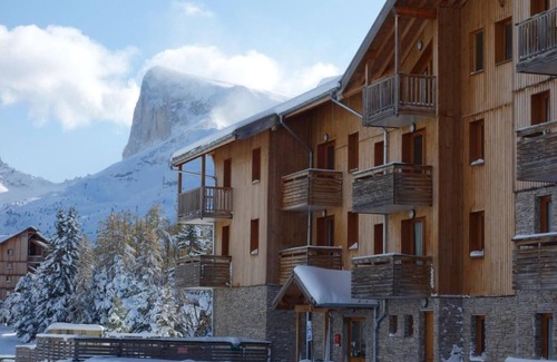 Saint-Etienne-en-Devoluy Chalet De Esquí | Chalet, 300m de los comercios, fitness, piscina, terraza, parking, tv, local para esquís, 56m²