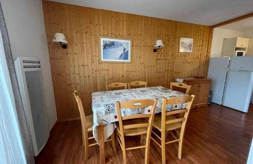 Saint-Etienne-en-Devoluy Chalet De Esquí | Chalet, 300m de los comercios, fitness, piscina, terraza, parking, tv, local para esquís, 42m²