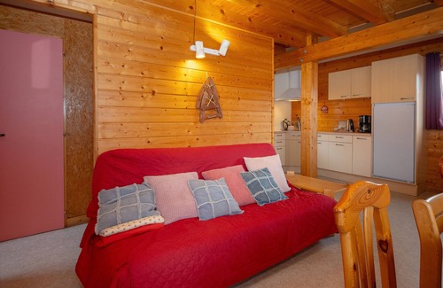 La Feclaz Chalet De Esquí | Chalet '331 - Village Nordique' con vistas a la montaña, piscina compartida y terraza privada