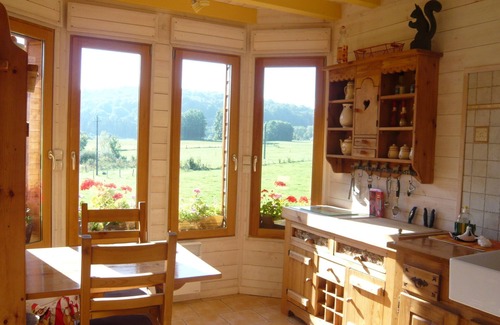 Doucier Chalet De Esquí | Una casa de campo para relajarse en el corazón de la Tierra de lagos y montañas Jura