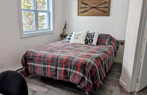 Saint-David-de-Falardeau Chalet De Esquí | Chalet 4 saisons au pied des monts valin