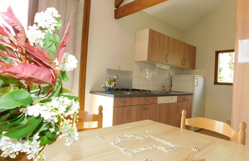Saint-Denis-du-Maine Chalet De Esquí | Chalet-Familiar-Baño privado con ducha-Vista al campo