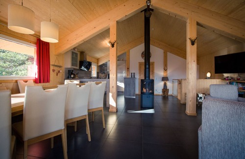 Turracher Hohe Chalet De Esquí | Chalet #48 with IR-sauna, indoor whirlpool and outdoor whirlpool