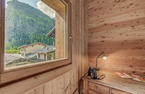 Les Brevieres Chalet De Esquí | Chalet, a 50m de las pistas de esquí, vista montaña, terraza, chimenea o estufa a leña, tv