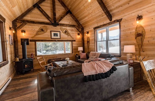 La Malbaie Chalet De Esquí | Chalet 6 pers. Petit lac, chevaux et Nature Parc Regional du Mont Grand Fonds.