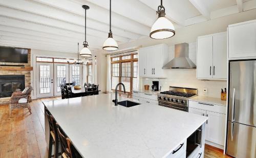 Stoneham Chalet De Esquí | Chalet 9023 Chemin des Alpages by Les Chalets Alpins