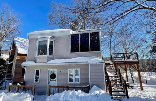Stoneham Chalet De Esquí | Chalet at the foot of the slopes Ski IN/Ski OUT