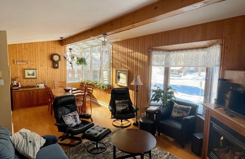 Stoneham Chalet De Esquí | Chalet at the foot of the slopes Ski IN/Ski OUT