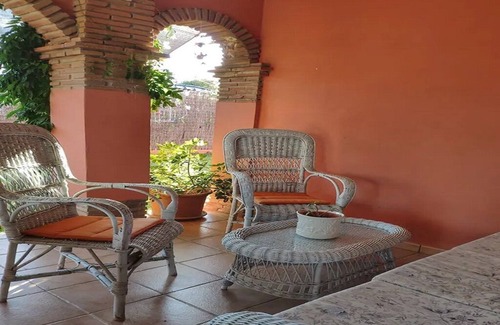 Urbanización Pinos Verdes Chalet De Esquí | Chalet a pie de playa para familias zona muy tranquila con todos los servicios