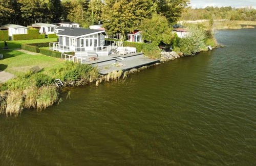 Biddinghuizen Chalet De Esquí | Chalet "Aan ut water" Elburg