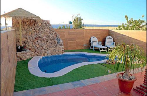 Conil de la Frontera Chalet De Esquí | Chalet acogedor con piscina