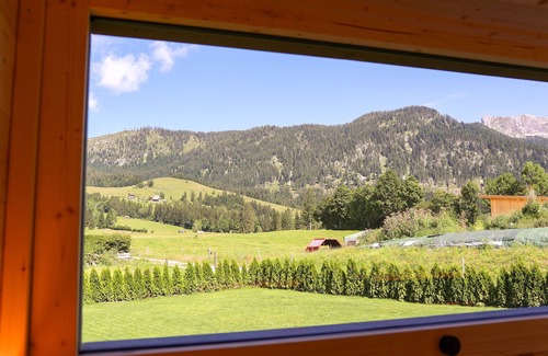Tauplitz Apartamento | Chalet 'Almblick Mit Sauna' con vistas a la montaña, piscina compartida y Wi-Fi