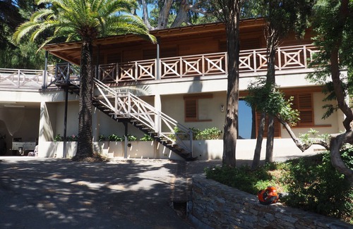 Cavaliere Casa | Chalet Aloha – Sea view, private beach access and sunny terrace in Cavalière