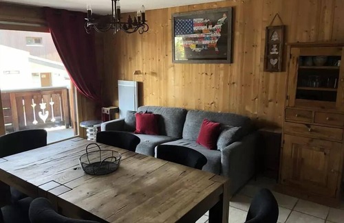Cognet Apartamento | Chalet Alpina - HIGH STATION HEARING APARTMENT