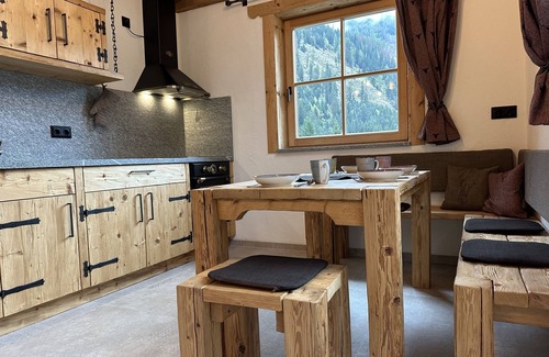 Flattach Chalet De Esquí | Chalet-Baño privado-Vista al rio-Chalet am Bachl 2